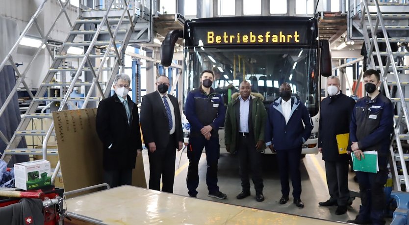 Besuch Delegation Ghana in Werkstätten der Stadtwerke Nordhausen Holding. (Foto: ©Stadtverwaltung Nordhausen)