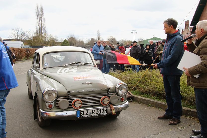 Der älteste Rennwagen, der heute auf die Strecke ging: ein Wartburg, Baujahr '66 (Foto: agl)