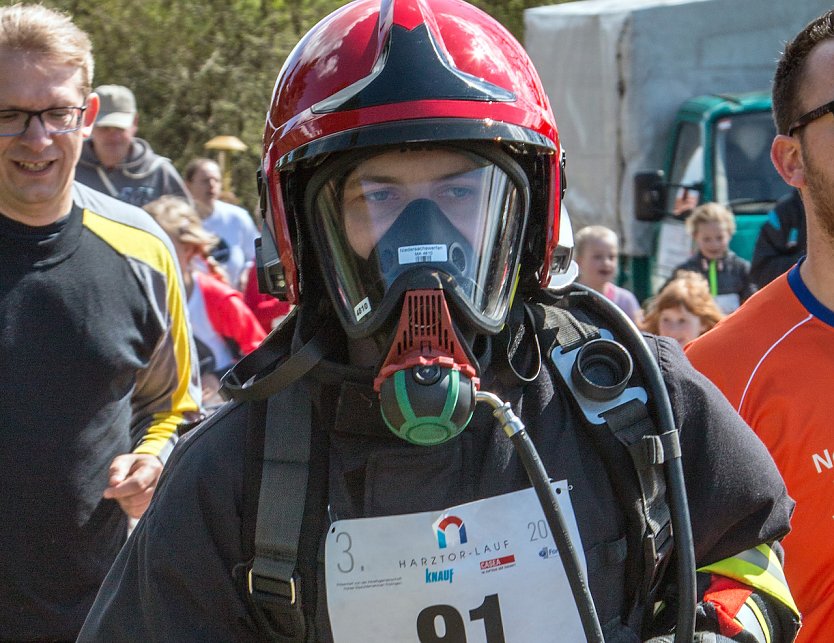 Feuerwehrleute beim Harztor-Lauf (Foto: D.Daniel)