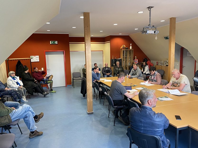 Ortschaftsratssitzung in Neustadt (Foto: Sandra Witzel) Ortschaftsratssitzung in Neustadt (Foto: Sandra Witzel)