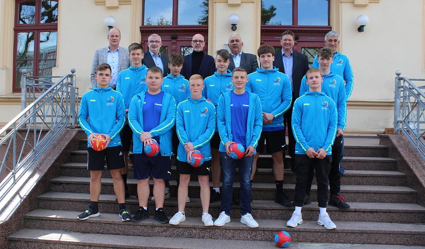 Die Wolkramshäuser Handballer der WK II aus der Regelschule "Hainleite" sind Thüringens bestes Schulteam (Foto: oas)