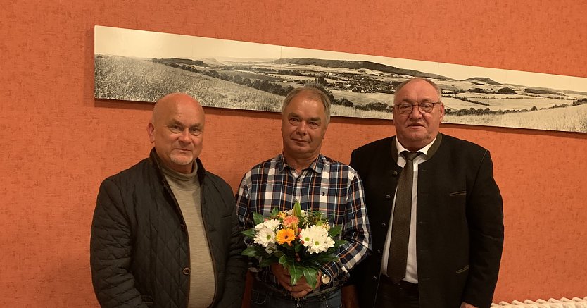 Prominente Unterstützung im Wahlkampf erhält Volkmar Aderhold: links der Bundestagsabgeordnete Manfred Grund, rechts Egon Primas (Foto: CDU)