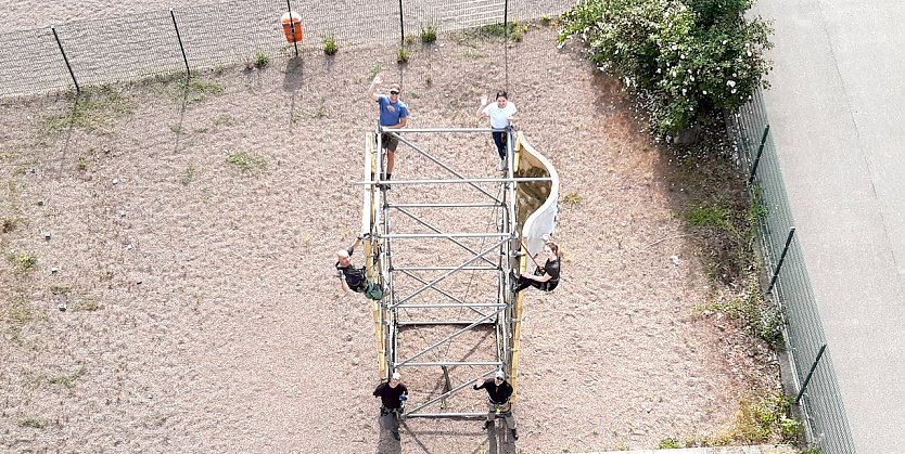 Party auf dem Kletterturm am Freitag (Foto: M.Daniel)