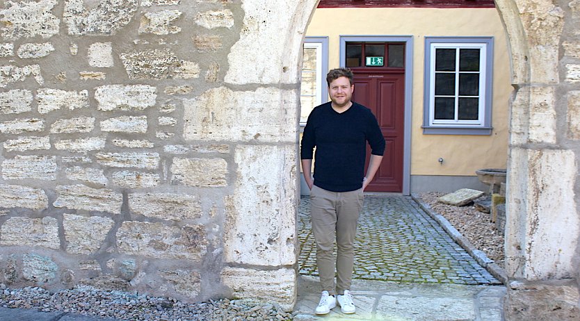 Stefan Schuchardt bringt jungen Schwung in alte Gemäuer (Foto: oas)