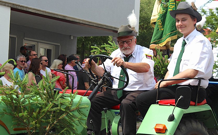 Alte und Junge hatten ihren Spaß am Fest (Foto: oas)