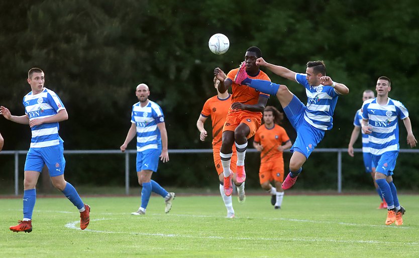 Wacker oder Inter? Wer kickt wen in die Verbandsliga zurück? (Foto: M.Liedke)