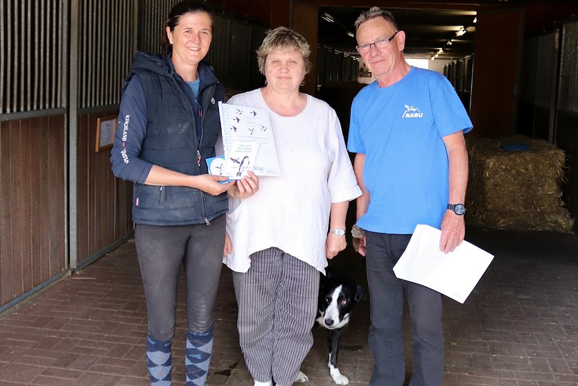 Stefanie Ogkler nimmt die Auszeichnung entgegen (Foto: S.Staubitz)