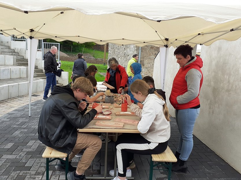 Die Jugendkunstschule zu Gast  (Foto: Doreen Scheibe)