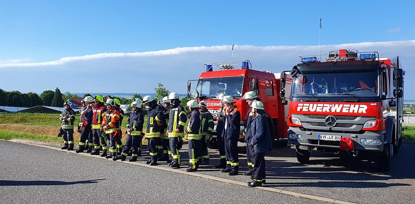 Freiwillige Feuerwehren absolvieren 70 Stundenlehrgang (Foto: Kreisausbilder Dirk Thieme)