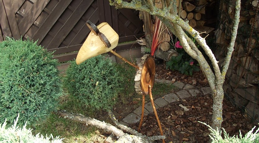 Holzschnitzereien von Detlef Helbing (Foto: Kurt Frank)