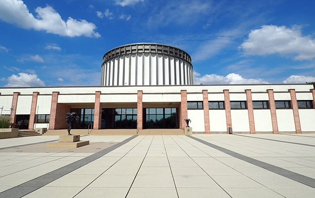 Am Panoramamuseum (Foto: J.Friedling)