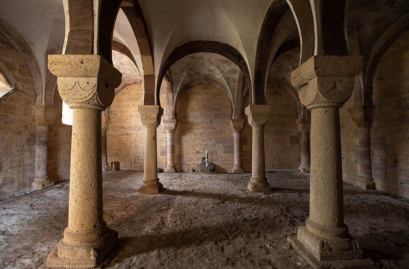 Krypta unter dem Westturm im Kloster Göllingen (Foto: Tino Trautmann)