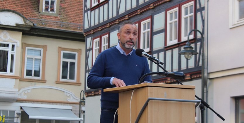 Matthias Reinz am vergangenen Montag auf der Kundgebung in Bad Langensalza  (Foto: oas)