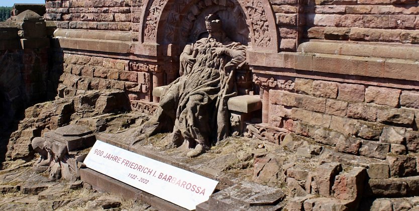 Barbarossa auf dem Kyffhäuserdenkmal (Foto: Eva Maria Wiegand)