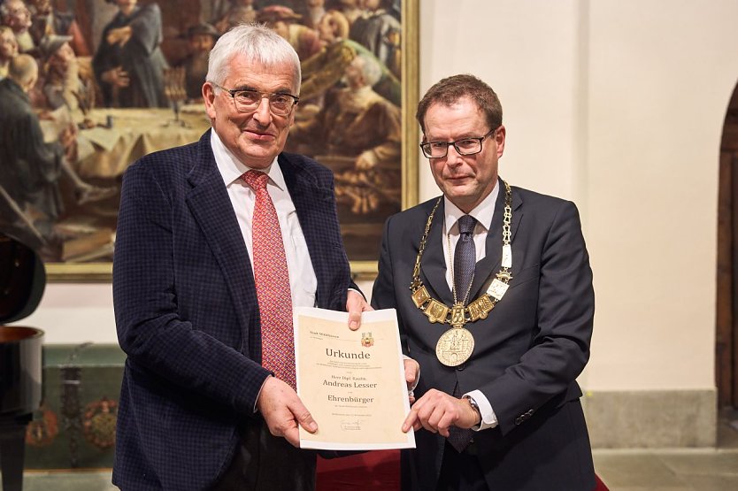Verleihung der Ehrenbürgerwürde an Andreas Lesser (links) (Foto: T. Sieland)