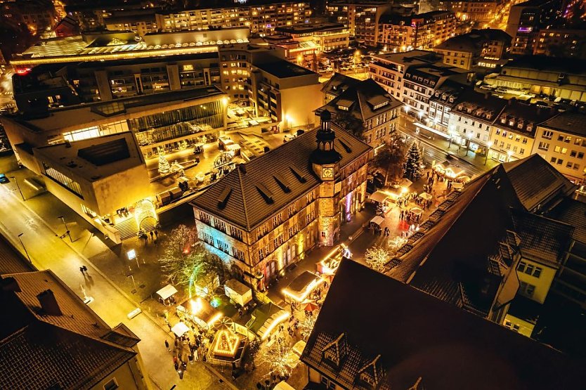 Der Nordhäuser Weihnachtsmarkt von oben (Foto: Liesegang)