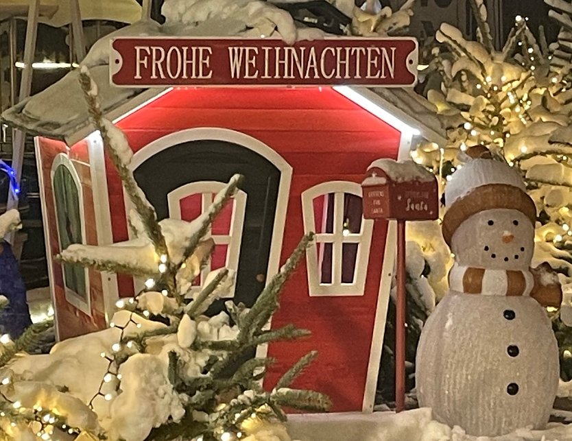 "Frohe Weihnachten" vom Erfurter Weihnachtsmarkt (Foto: Tim Schäfer)