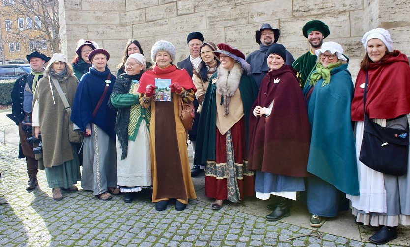 Gästeführerinnen und Gästeführer der Rosenstadt Bad Langensalza starteten in die neue Saison (Foto: Eva Maria Wiegand)