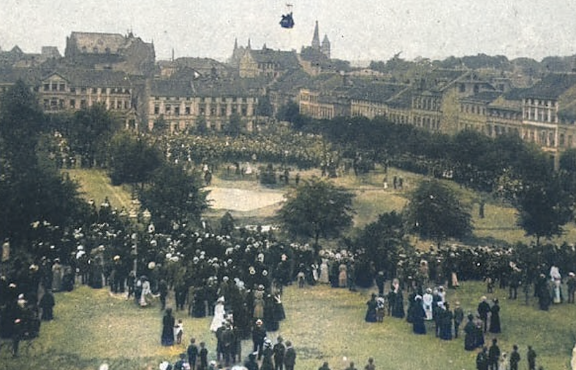 Blick auf den August-Bebel-Platz 1909 (Foto: Kirsten Paarmann)