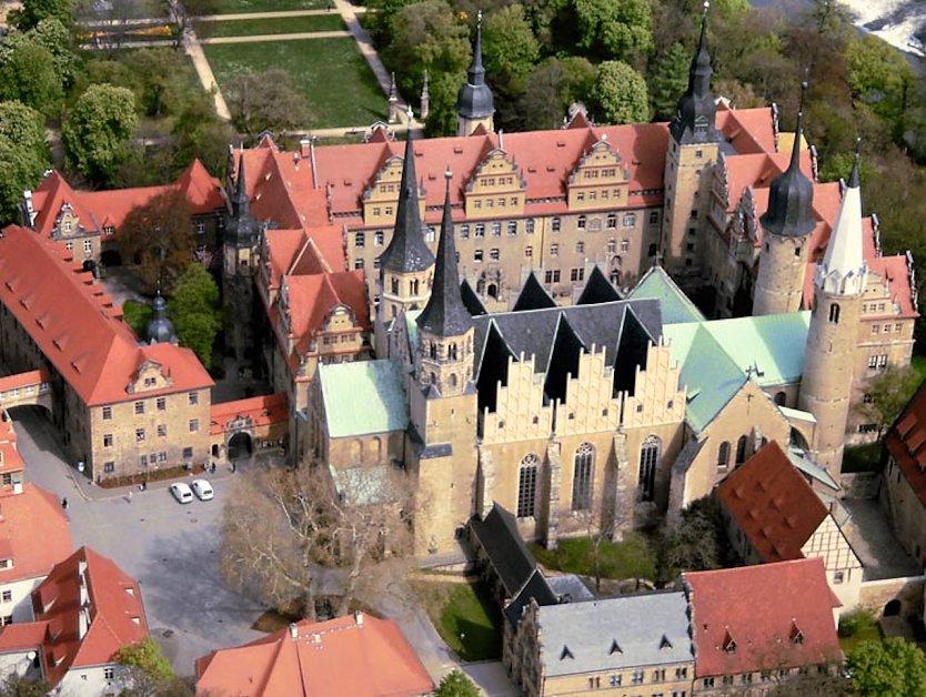 Luftaufnahme Schloss Merseburg (Foto: Kulturhistorisches Museum Schloss Merseburg)