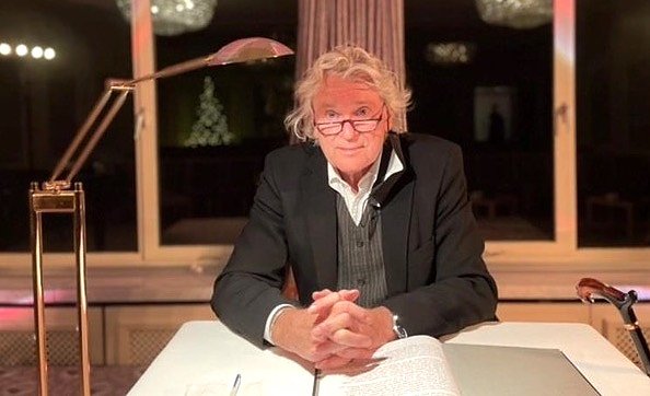 Der Schauspieler und Theatermann Burkhard Jahn liest aus den Werken von Horst Köhler und Uwe Hauabenreißer (Foto: privat)