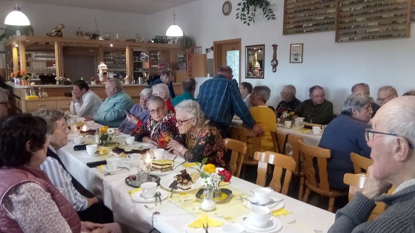 Klassentreffen in Günzerode (Foto: Kurt Frank)