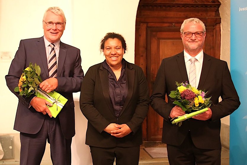(von links): Henning Horstmeier, Ministerin Doreen Denstädt und Matthias Häcker-Reiß   (Foto: © TMMJV )