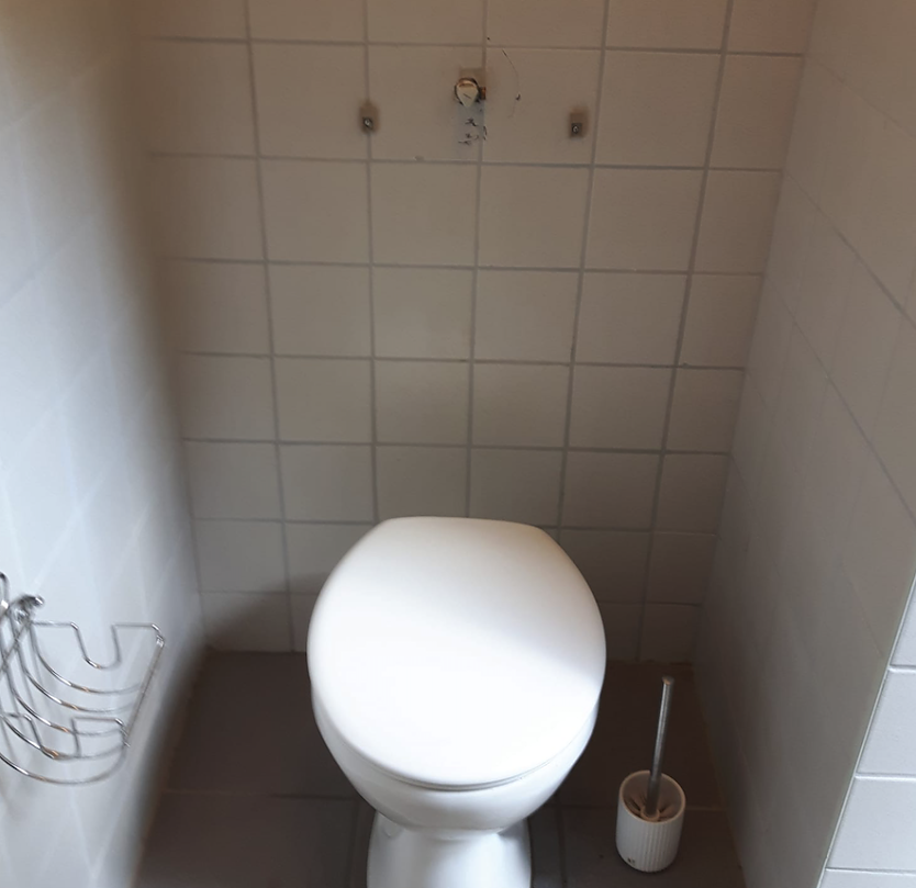 Im Park Hohenrode haben Unbekannte den Spülkasten der öffentlichen Toilette entwendet (Foto: Förderverein Park Hohenrode)