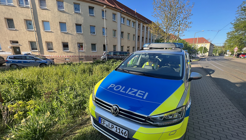 Polizeieinsatz in der Leimbacher Straße in Nordhausen (Foto: S. Dietzel)