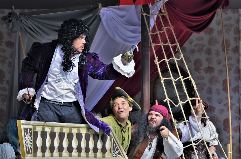 Auf der Bühne gibt es zum Stolberger Sommerfest nicht nur "Peter Pan" sondern auch jede Menge Musik (Foto: AndersWelt Theater)