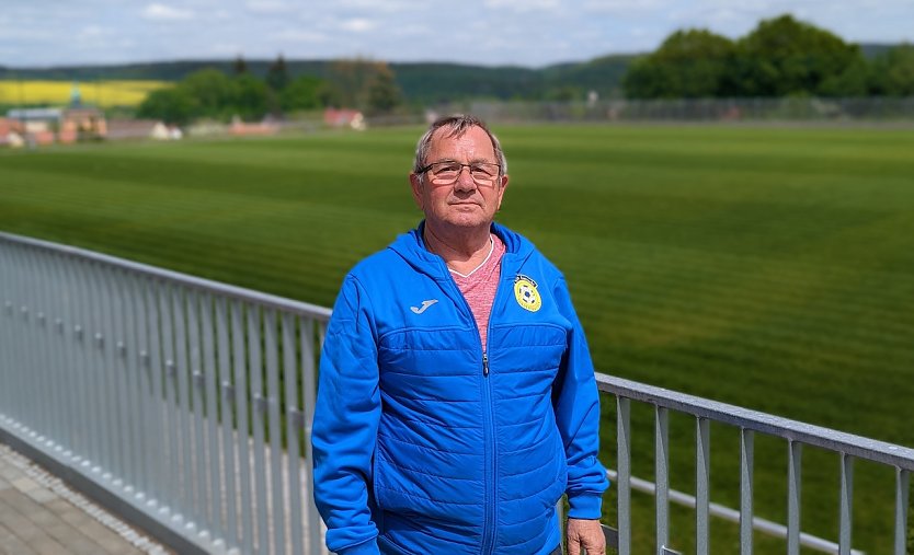  Werner Dunst ist Ordner beim BSV Eintracht Sondershausen und nicht mehr vom Platz wegzudenken (Foto: Janine Skara)