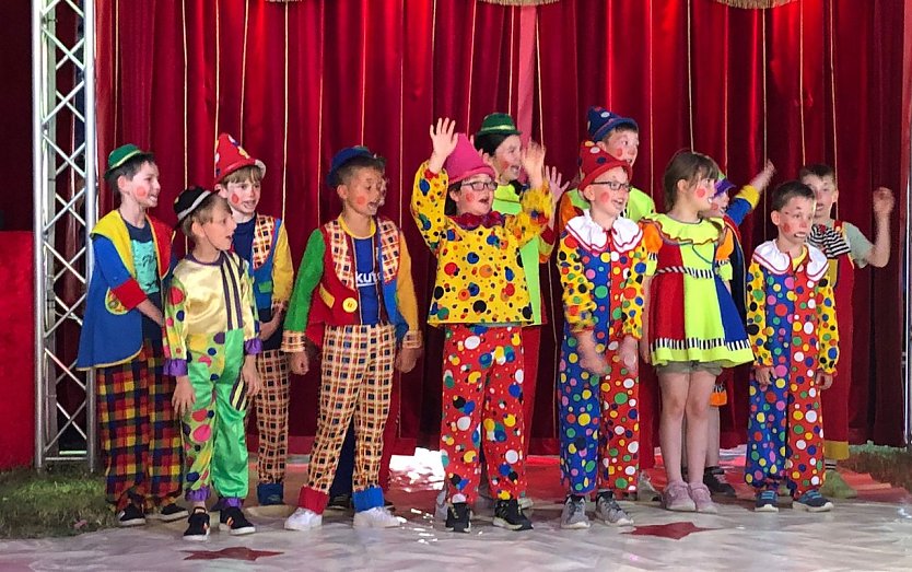 Zirkusprojekt an der Grundschule (Foto: M.Schröter)