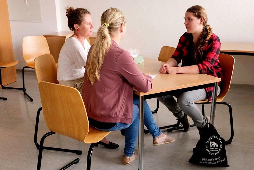 Der Lehrbetrieb an der Hochschule Nordhausen wird erfolgreich durch Simulations-Klienten bereichert. (Foto: Nadine Luschnat)