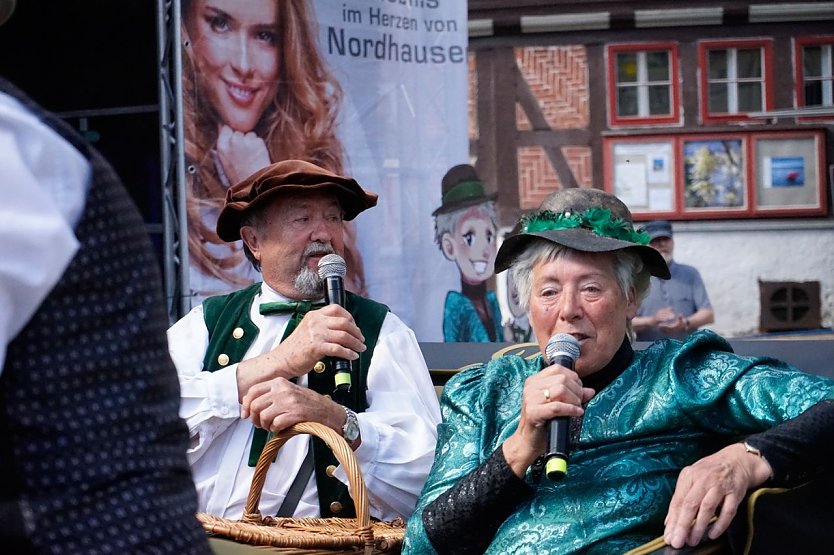 Hannechen Vogelstange und der Altstadt-Manne werden beim Altstadtfest Verstärkung durch das Rote Orschloch erhalten (Foto: Sven Bolko Heck)