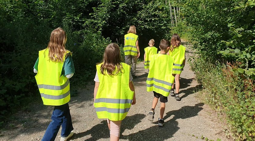 Kinder zu Besuch in Walkenried (Foto: S.Ziegler-Koch)