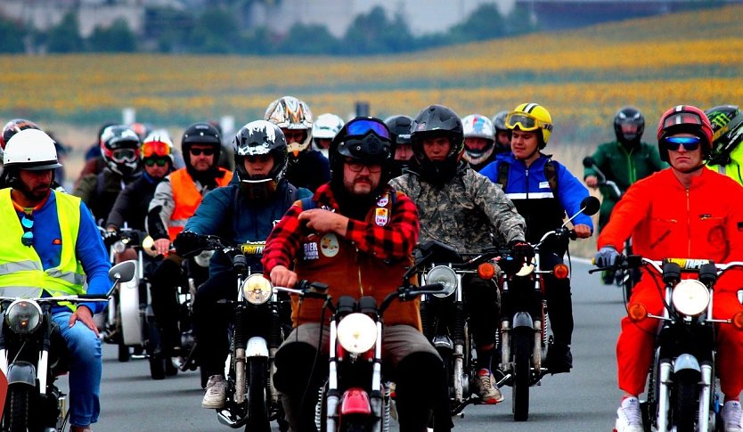 MZ- und Simsontreffen in Harzungen (Foto: MZ & Simsonfreunden Südharz)