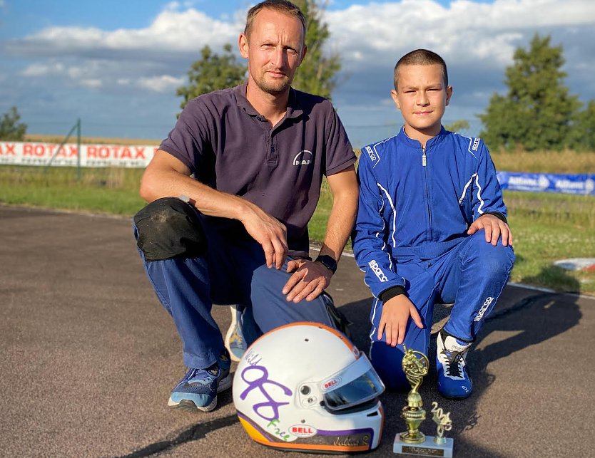 Erfolgreicher Rennfahrer mit stolzem Papa: Familie Rammelt (Foto: K.Rammelt)