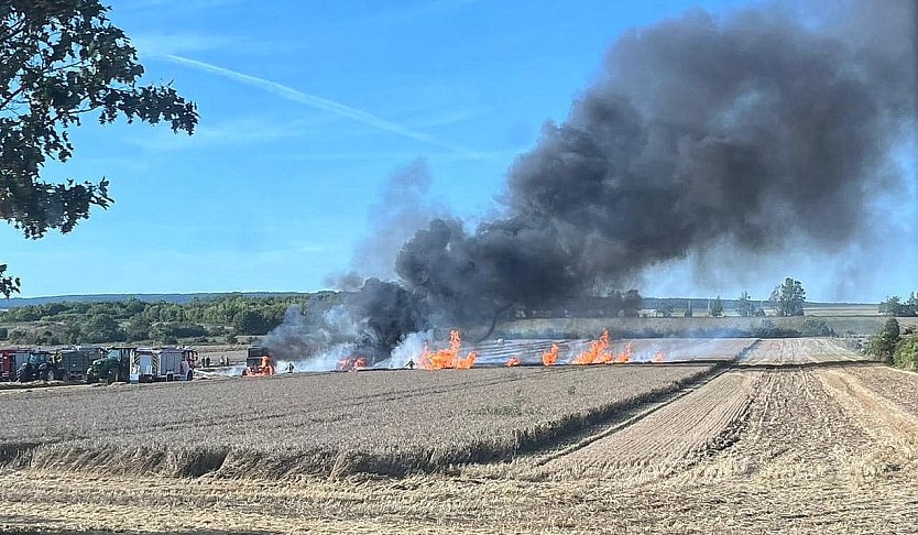 Brand bei Esperstedt gestern (Foto: Feuerwehr/Silvio Dietzel)