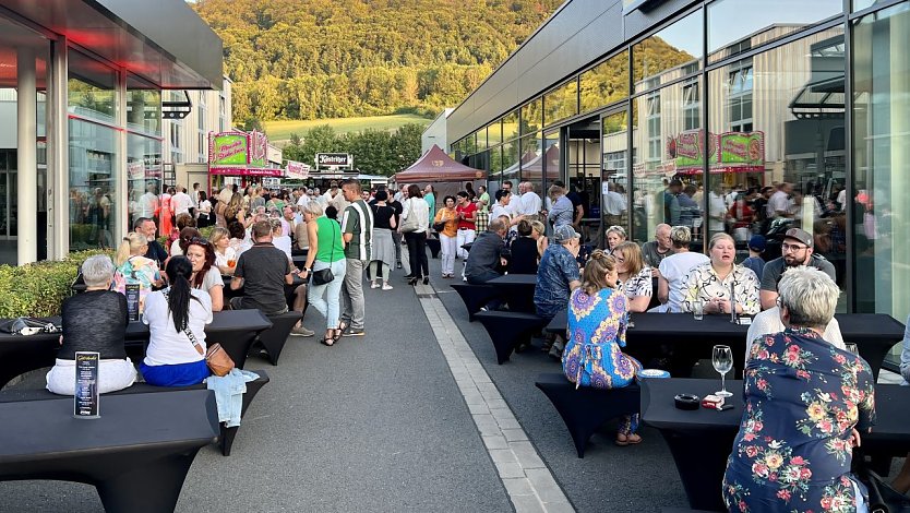 Party nach Feierabend zum 30jährigen Jubiläum (Foto: AHP)