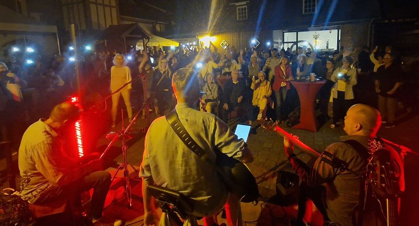 Musik hautnah erlebt mit den "Stubenhockern" (Foto: nnz)