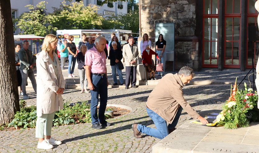 Wieder Kranzniederlegung am Weltfriedenstag (Foto: Stadtverwaltung Nordhausen)