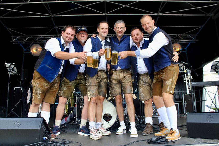 Die BLECH-BUBEN aus dem Eichsfeld auf dem Sonderhäuser Weinfest (Foto: Eva Maria Wiegand)