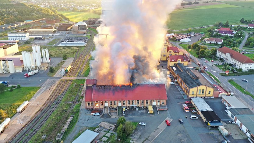 Ein Mehrzweckgebäude in Bleicherode brannte aus (Foto: S.Dietzel)