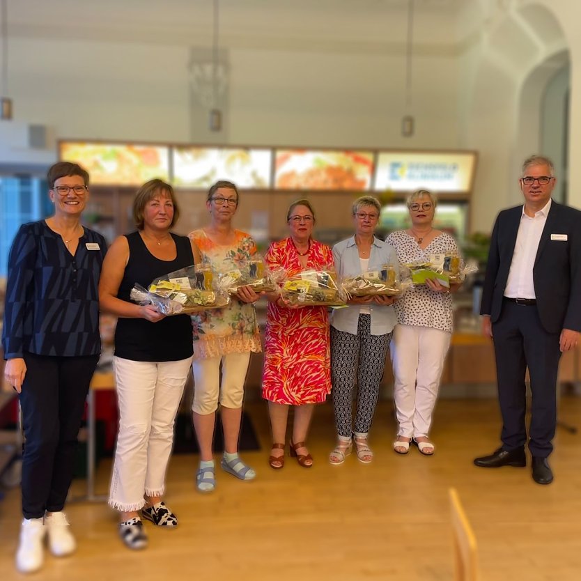 Am Eichsfeldklinikum konnte man gleich mehrere Jubiläre ehren (Foto: Eichsfeld Klinikum, Franziska Wehr)