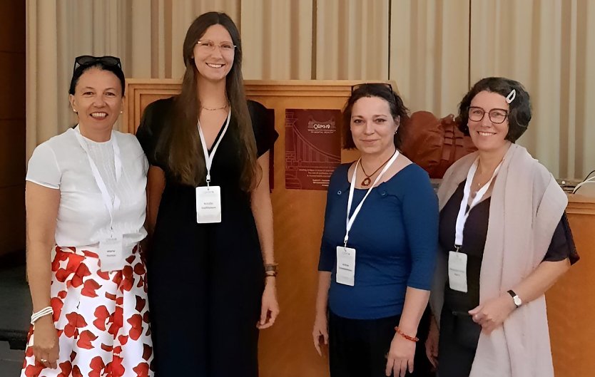 v.l.n.r.: Prof. Dr. Maria Borcsa, Kirstin Hoffmann, Szilvia Schelenhaus und Christiane Marx (Foto: privat)