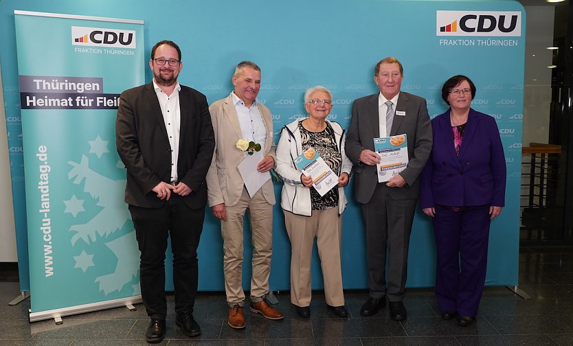 Vier Eichsfelder Persönlichkeiten wurden auf Vorschlag von Thadäus König und Christina Tasch von der CDU-Fraktion im Thüringen Landtag für ihr ehrenamtliches Engagement ausgezeichnet. (Foto: CDU-Fraktion)