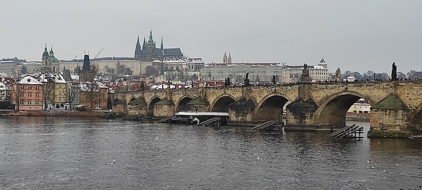 Karlsbrücke in Prag am 2.Advent (Foto: Dirk Förster aus Nordhausen)
