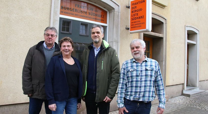 Wollen für die Bürgerliste Südharz wieder in den Kreistag,v.l.: Jürgen Vopel, Angela Simmen, Kai Buchmann und Kai Liebig (Foto: agl)
