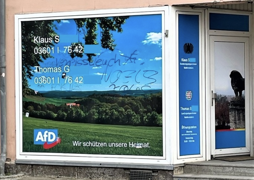 Vandalismus an Wahlkreisbüro in Mühlhausen (Foto: LPI)