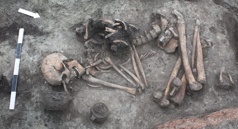Frühbronzezeitliche Bestattung bei Leubingen  (Foto: TLDA)